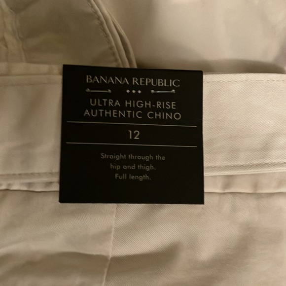 BANANA REPUBLIC.AUTHENTIC CHINO PANTS. SIZE 12. COMES WITH BELT.HAS POCKETS. NWT - Picture 10 of 12